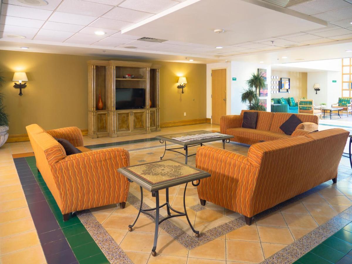 Holiday Inn Express Torreon By Ihg Esterno foto