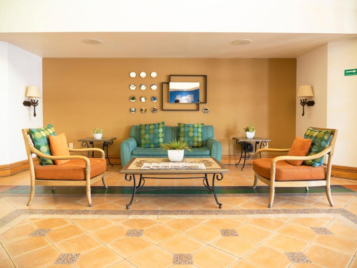 Holiday Inn Express Torreon By Ihg Esterno foto