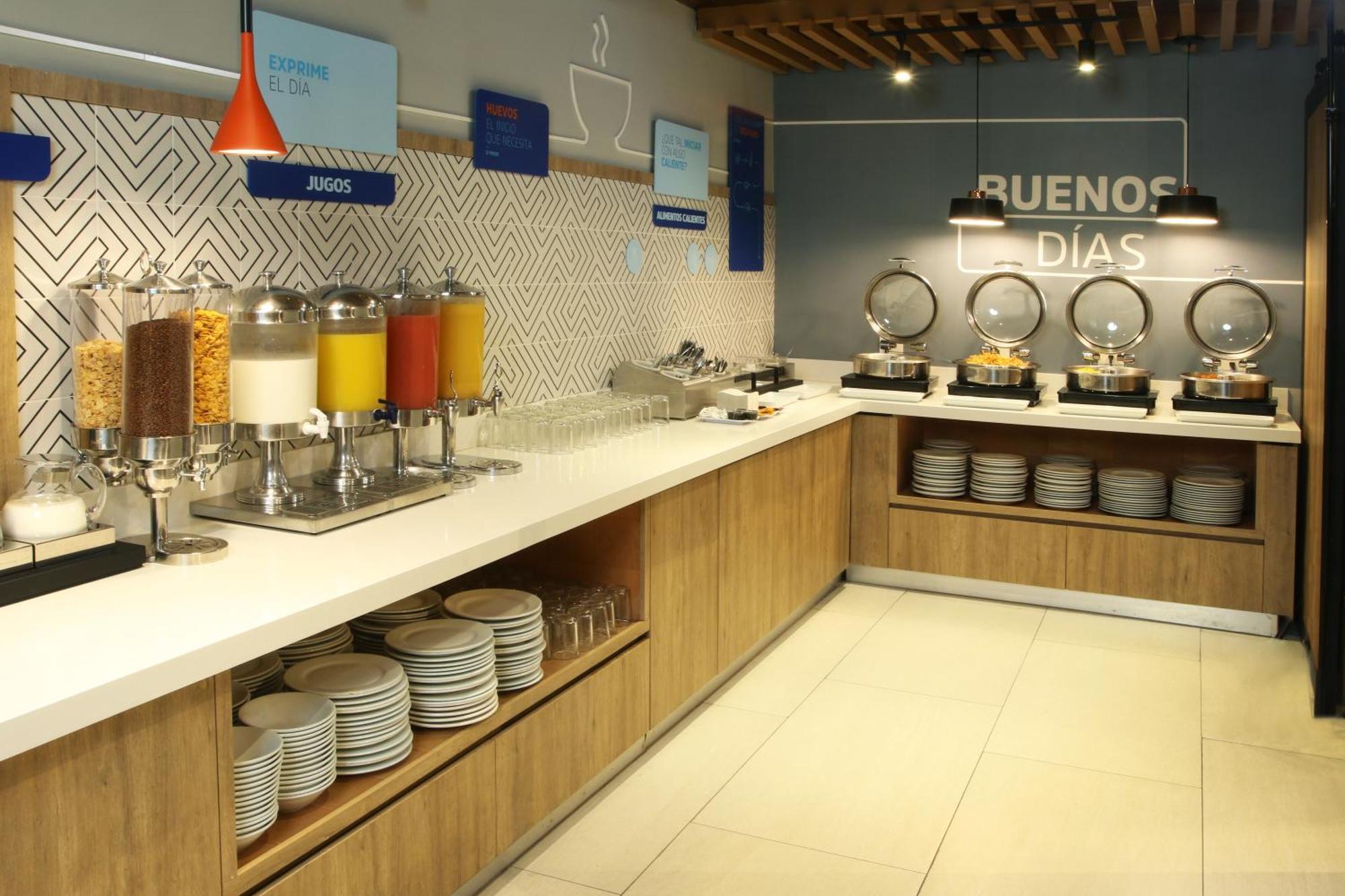 Holiday Inn Express Torreon By Ihg Esterno foto