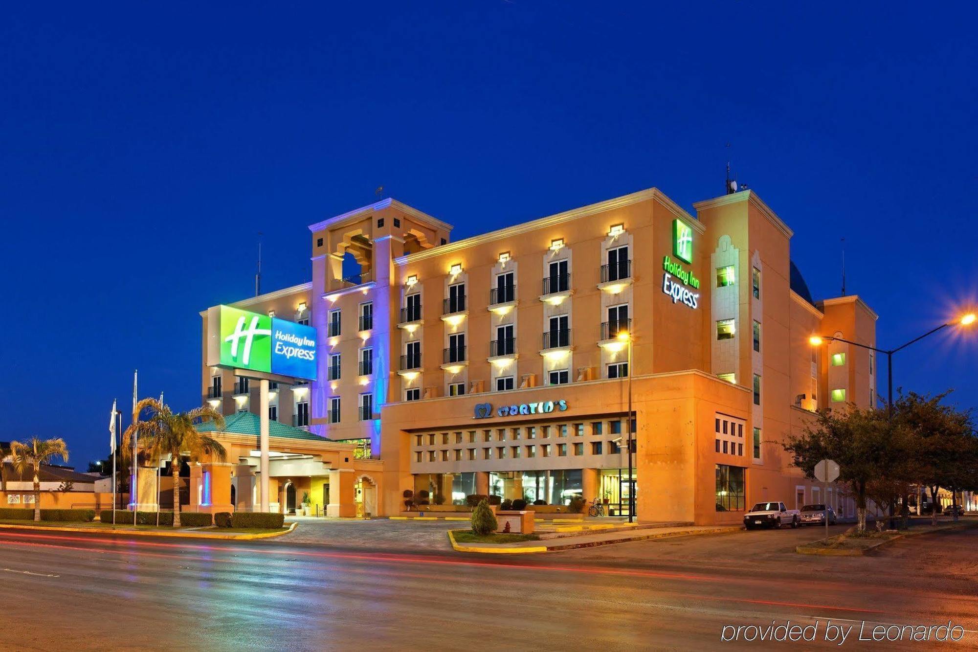 Holiday Inn Express Torreon By Ihg Esterno foto